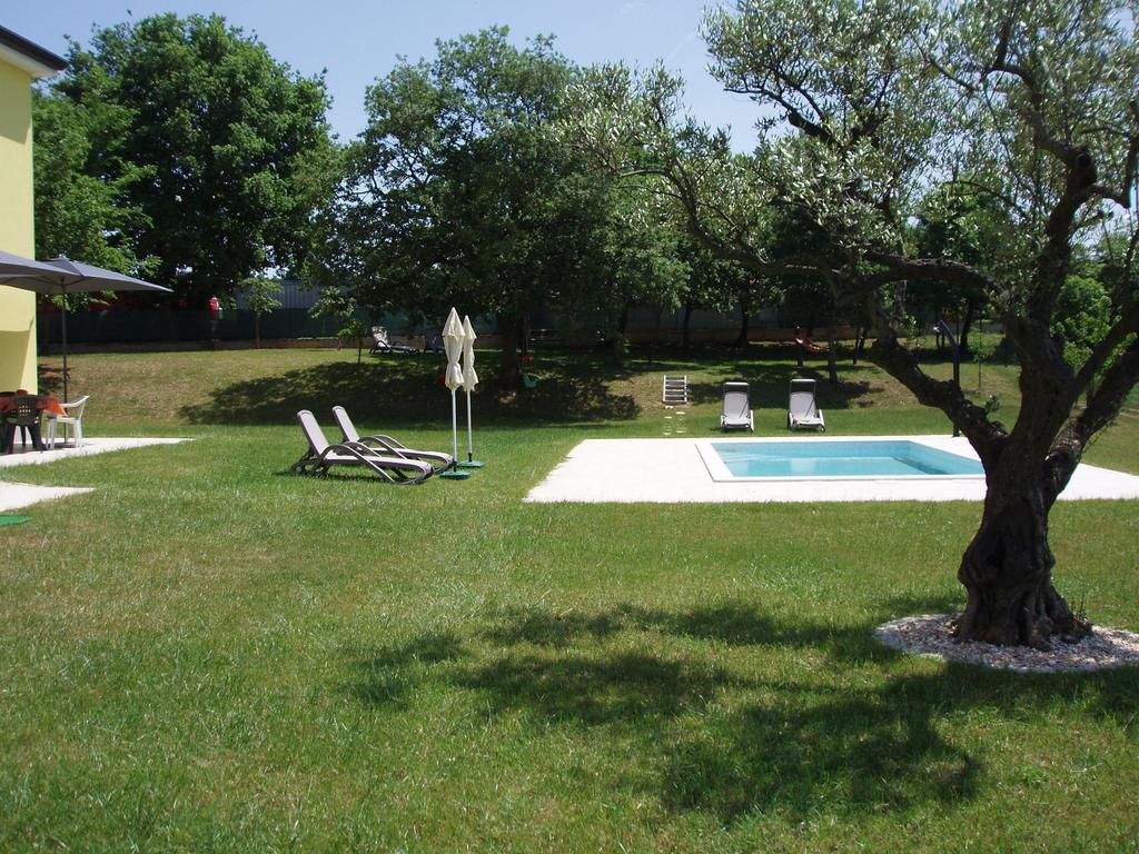 Villanova Apartments Poreč Zimmer foto